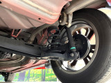 お車を安心してお乗りいただく為には、足回りの定期点検が欠かせません。サービスサポート(有償保証)では無料点検もご提供しており、安心のカーライフをお過ごしいただけるサポート体制が整っています。