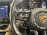 マカン  GTS 4WD 本革シート