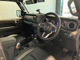 ラングラー アンリミテッド サハラ 4WD 
