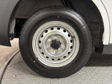 タイヤサイズは165/80R13 LT 6PRです♪
