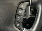 【クルーズコントロール】高速道路もラクラク走行。アクセルを離しても一定速度で走行ができ、長距離運転時の負担を軽減!加速・減速も簡単なスイッチ操作で調整できます。