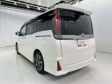 荷物をたっぷり載せて広々ドライビング♪夏でも冬でも、アウトドアやショッピングを思い切り楽しみましょう!
