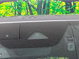 【i-ACTIVESENSE】走行中に前方の車両等を認識し、衝突しそうな時は警報とブレーキで衝突回避と被害軽減をアシスト。より安全にドライブをお楽しみいただけます。