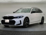 BMWのお車は、走行の安定性とコーナリングの良さを追求し、思い通りにハンドルの操作可能です。試乗車もご用意しておりますので、ぜひ&ldquo;駆け抜ける歓びをご体感ください!