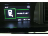 トヨタ認定中古車には1年間走行距離無制限の『ロングラン保証』がついています。年式は問わず、全国約5,000ヶ所のトヨタのお店で保証修理を受けることができます。