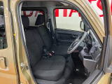 運転席広々