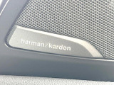 ●harman/kardonサウンドシステム:オーディオ専門メーカーが手掛けるプレミアムスピーカーを装備。多数のスピーカーから、音の粒立ちまで分かる高品質な音楽をお楽しみいただけます。