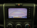 バックモニターを装備しています。車庫入れ時等に車両後方が確認出来るのでとても便利です。