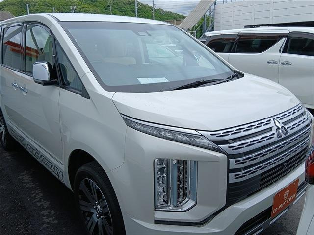 デリカD:5 2.2 P 4WD 1オーナー 純正9インチナビ フルセグ
