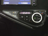 オートエアコンで夏も冬も快適な車内空間を。