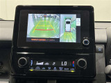 バックカメラ、パノラミックビューモニター付きで視界良好