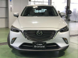 保証期間は3ヶ月及び期間内走行5000km以内です。詳しくは営業スタッフにお問い合わせください。