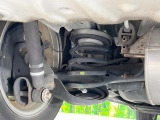 お車を安心してお乗りいただく為には、足回りの定期点検が欠かせません。サービスサポート(有償保証)では無料点検もご提供しており、安心のカーライフをお過ごしいただけるサポート体制が整っています。