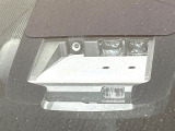 【トヨタセーフティセンス】走行中に前方の車両等を認識し、衝突しそうな時は警報とブレーキで衝突回避と被害軽減をアシスト。より安全にドライブをお楽しみいただけます。