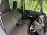 運転席シート廻りは使用感も少なく、良好な状態となっています。丁寧に使われていたことがよくわかりますね。