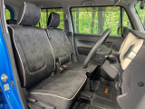 運転席シート廻りは使用感も少なく、良好な状態となっています。丁寧に使われていたことがよくわかりますね。
