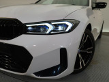 安心のBMW認定中古車は100項目の箇所を徹底的にチェック致します。機械的な箇所や電気系、コンピューターなどをご納車前に点検し、交換基準に達した部品は全て新品に修理返品した後にご納車致します。