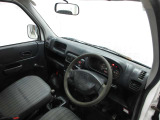 このお車は前のお客様から直接買取させて頂いておりますので使用状況やメンテナンス状況詳細な情報を次のお客様にお伝えいたします。詳細な情報を知っていますので、より詳しいお車の状態が分かっております♪