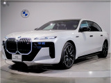BMW i7 M70 xドライブ 4WD