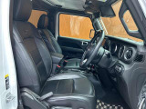 ラングラー アンリミテッド サハラ 4WD 本革シート