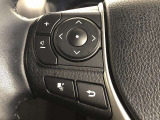 【ステアリングスイッチ】左です。ハンドルから手を離さず、運転に集中したまま手元でオーディオ操作等ができます。