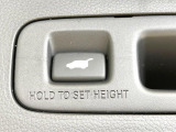 【パワーバックドア】スマートキーや運転席のボタンを押すだけでリアゲートが自動で開閉します!荷物を持っている時や、高い位置にあるバックドアを閉める際に便利な機能です♪