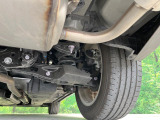 お車を安心してお乗りいただく為には、足回りの定期点検が欠かせません。サービスサポート(有償保証)では無料点検もご提供しており、安心のカーライフをお過ごしいただけるサポート体制が整っています。