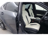 レクサスオーナーズデスク。2年間無料でお使いいただけます。ナビの目的地設定から駐車場案内など、専任コミュニケーターが24時間365日サポートいたします。