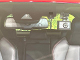 【トヨタセーフティセンス】走行中に前方の車両等を認識し、衝突しそうな時は警報とブレーキで衝突回避と被害軽減をアシスト。より安全にドライブをお楽しみいただけます。