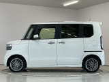 【オプション多数】大好評ボディーへのガラスコーティング施工承ります☆ご納車でキレイなのは当たり前♪その後のお手入れは水洗いでOK!いかに良い状態を保つかがカギ☆純正や社外パーツ等も取り寄せ・取付可能☆