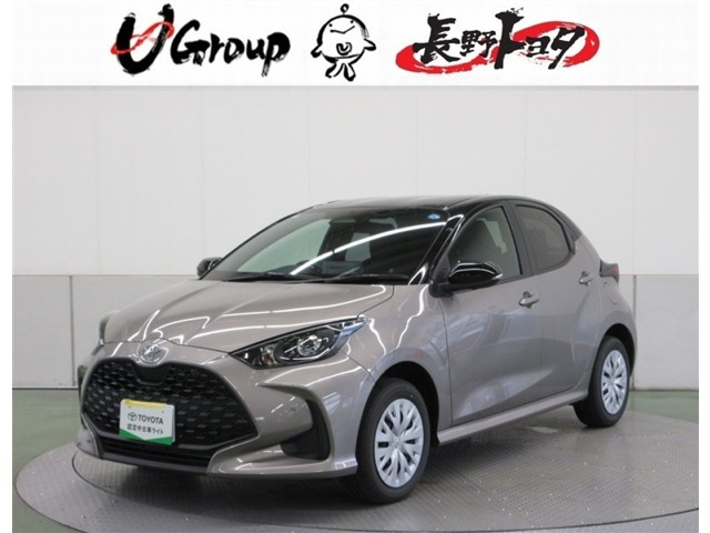 ヤリス 1.5 ハイブリッド G E-Four 4WD