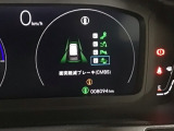 ホンダが推し進める総合先進安全装備のセンシング搭載! 衝突や斜線はみだしなどの危険が予測される時、センサーが警告。ヒューマンエラーを高度先進技術が補完してくれます。