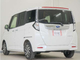 運転席のスペースはゆったりしていて、視界も広く確保されているので普段の運転からロングドライブまで快適です。