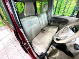 運転席シート廻りは使用感も少なく、良好な状態となっています。丁寧に使われていたことがよくわかりますね。