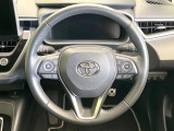 【純正革巻きステアリング】上質な革を使用することで、手にしっかり馴染みとても運転しやすいハンドルです♪