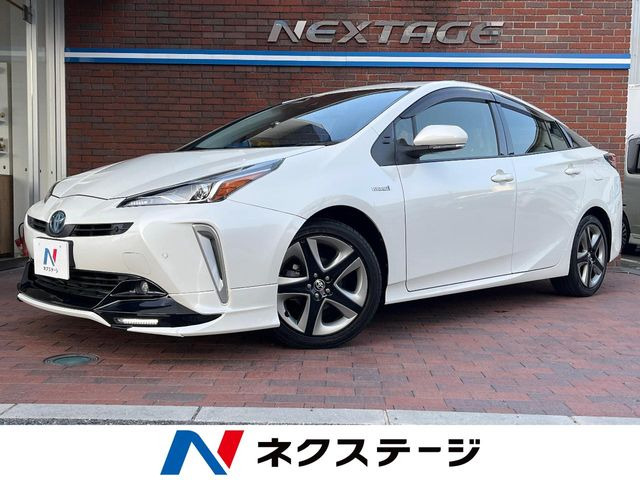トヨタ プリウス 