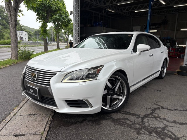 LS 460 バージョンC Iパッケージ 3眼ヘッドライト・サンルーフ・サスコン・