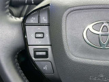 ステアリングスイッチ装備!運転しながら手元でオーディオの操作などができます。
