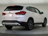 BMWのお車は、走行の安定性とコーナリングの良さを追求し、思い通りにハンドルの操作可能です。試乗車もご用意しておりますので、ぜひ&ldquo;駆け抜ける歓びをご体感ください!