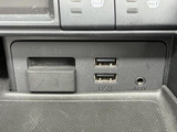 スマホ、携帯音楽プレーヤーなどの外部機器を接続できる入力端子です