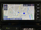ナビを装備。タッチパネル式で使いやすく、お出かけもラクラクです。