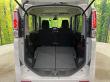 普段のお買い物や通勤、送迎等に十分な荷室スペースを確保しております。セカンドシートを倒すと、大きな荷物の積載も可能です♪