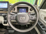 【ステアリングスイッチ】運転中、前方から目線をそらすことなく、オーディオ等の操作が可能な便利機能!安心&快適なドライブを演出してくれます♪