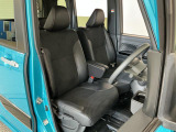 【運転席・助手席】内装ルームクリーニング済みです。しっかり綺麗にしていますので、是非、お確かめください。車に自信があるからこそ、是非一度ご来店頂き内外装も見てもらえると幸いです。