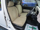 運転席回りもすっきりしていてスムーズに乗り降りができます!