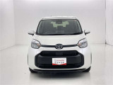大きすぎず、小さすぎず、運転もしやすくシートアレンジも多彩で、どの世代の方にも気に入っていただけるお車です♪