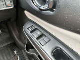 運転席側のドア部。こちらのパワーウィンドーの操作が可能になります。