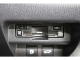 ETC機能に加え、渋滞回避支援や安全運転支援のサービスが受けられるETC2.0を装備!