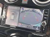 【 全方位カメラ 】上から見下ろしたように駐車が可能です。安心して縦列駐車も可能です♪