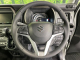 【純正革巻きステアリング】上質な革を使用することで、手にしっかり馴染みとても運転しやすいハンドルです♪
